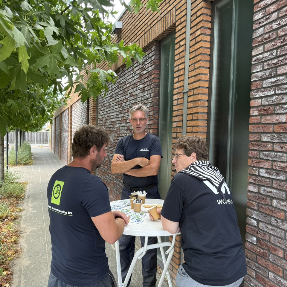 Buurtbakkie in Benthuizen